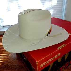Stetson Silverbelly XXXX Beaver 7-1/4. NEW with original box.